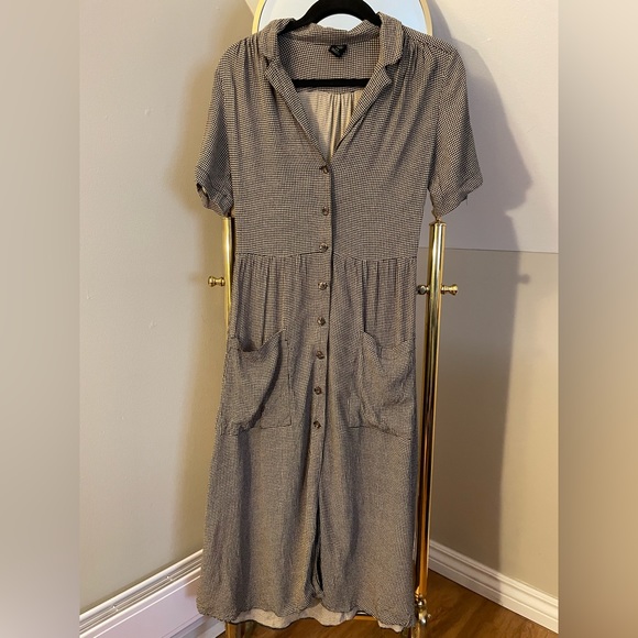 Urban Outfitters Button-Down Mido Shirt Dress - Size M in Black & Beige - Picture 2 of 6